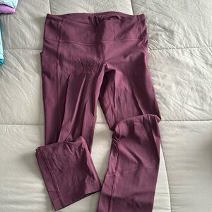 LuLuLemon Leggings - 23inch with pockets crop- burgundy